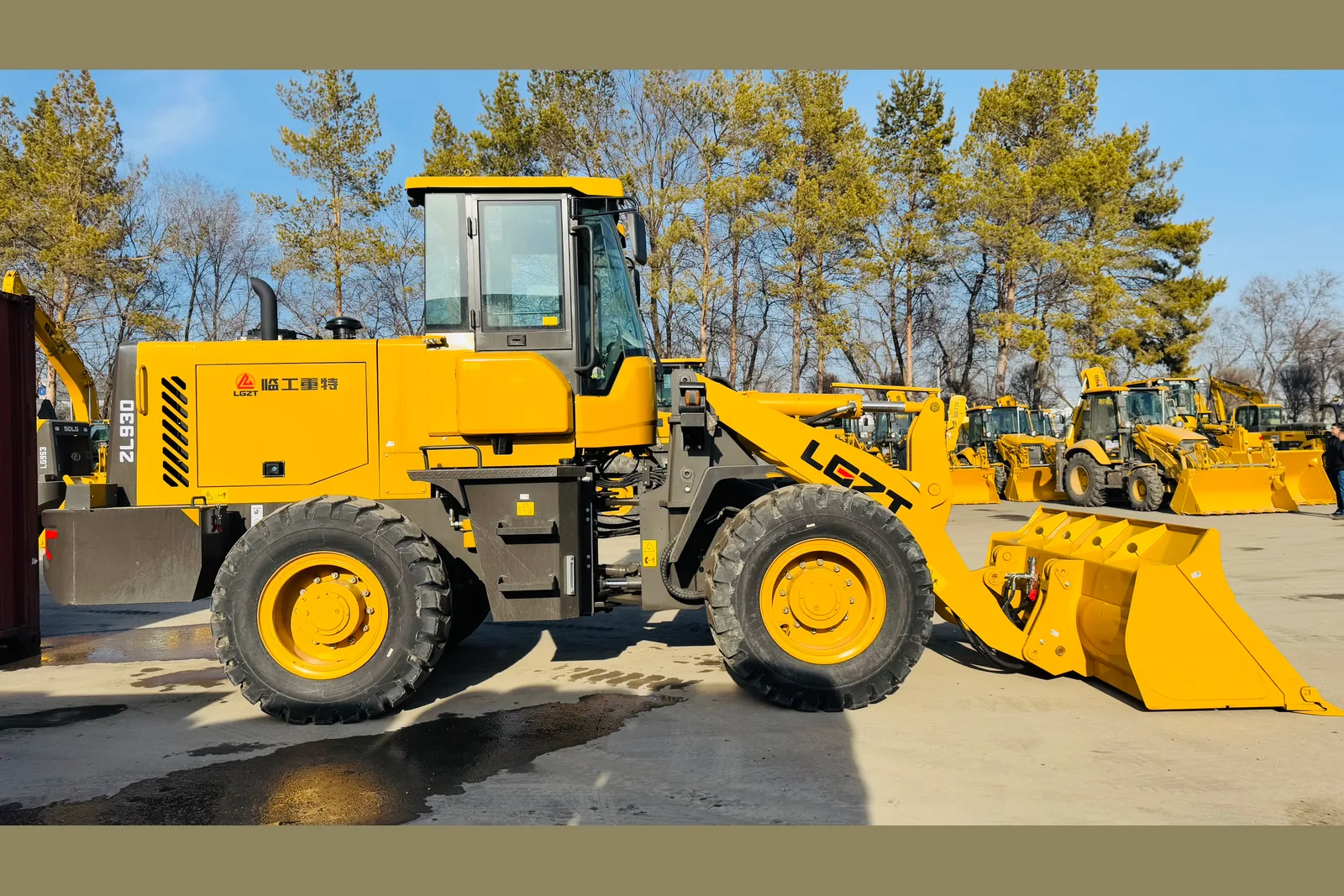 Фронтальный погрузчик LGZT ZL930
